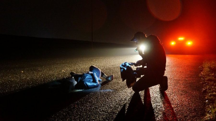 W okresie jesienno-zimowym na polskich drogach ginie najwięcej pieszych.