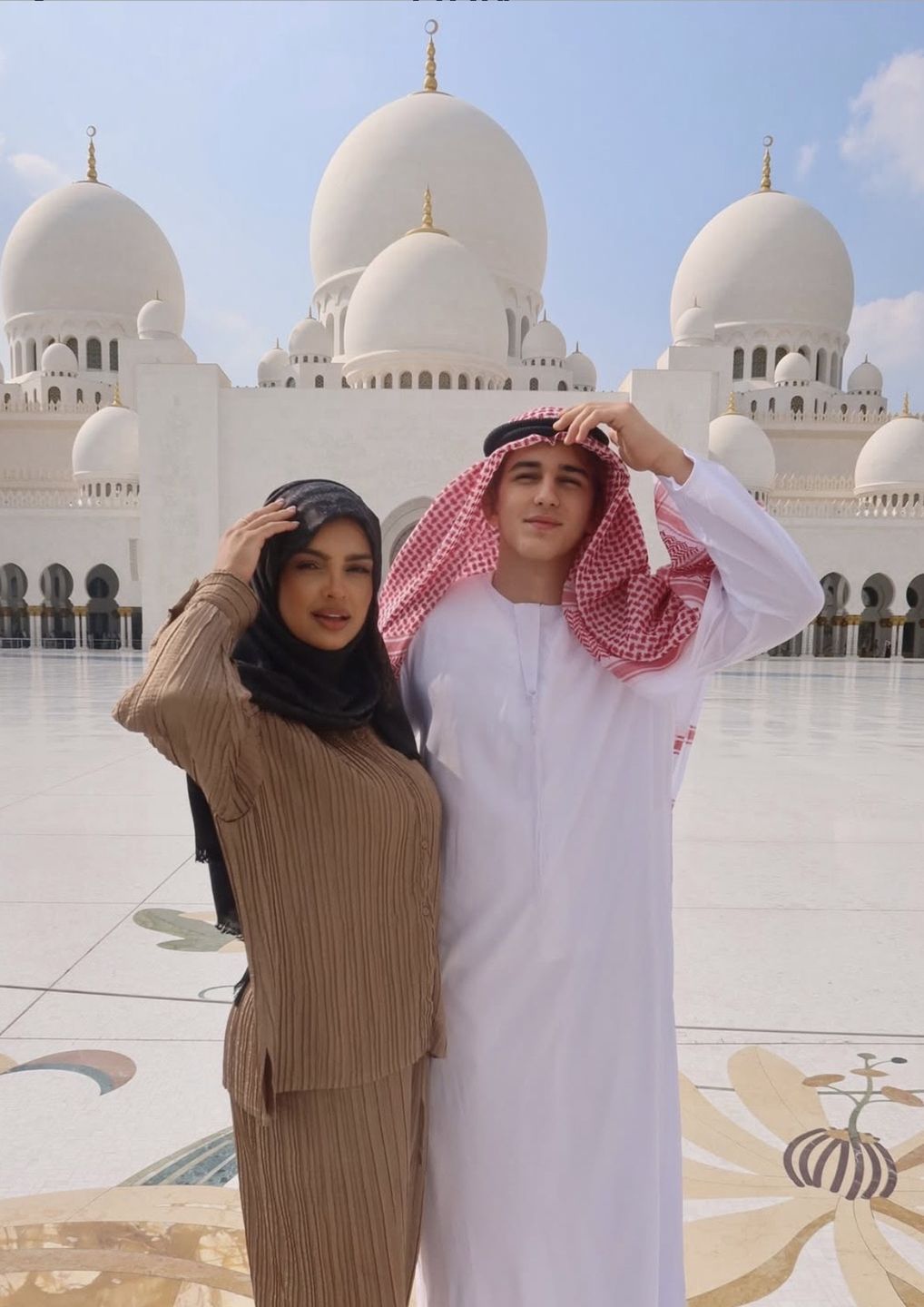 Klaudia El Dursi eksploruje Dubaj z rodziną