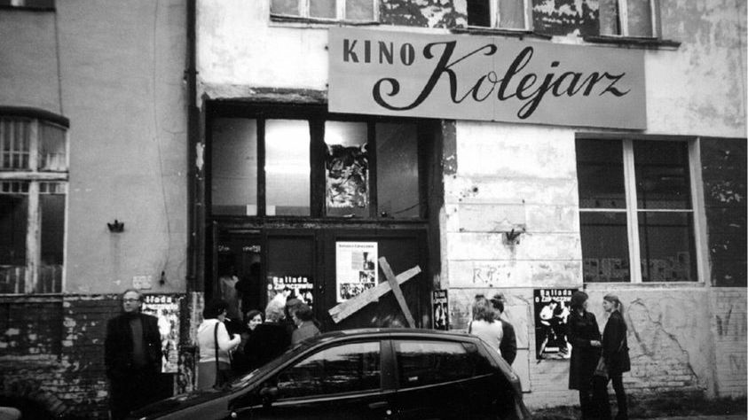 Legnica. "Ballada o Zakaczawiu" powstała 20 lat temu. Oglądać ją można było w nieistniejącym już kinie Kolejarz