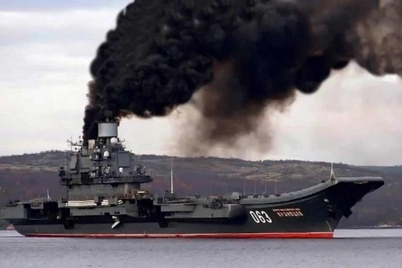Aircraft carrier "Admiral Kuznetzov"