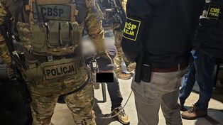 "Windykatorzy" z bronią i kwasem w bagażniku. CBŚP rozbiło brutalną grupę na Śląsku