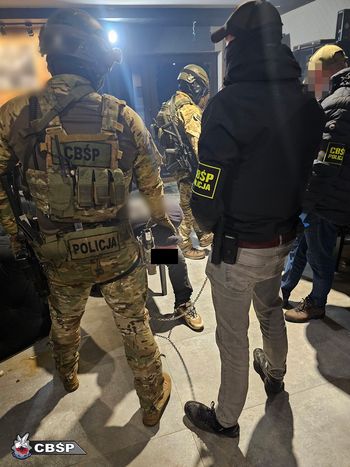 "Windykatorzy" z bronią i kwasem w bagażniku. CBŚP rozbiło brutalną grupę na Śląsku