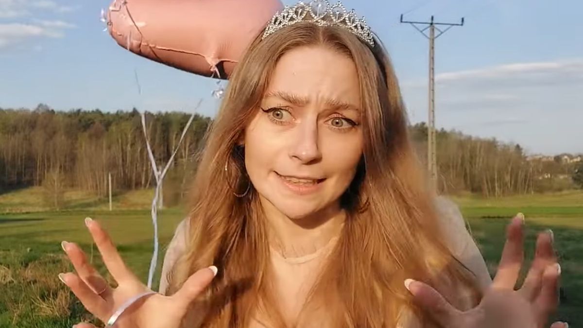 Katolicka celebrytka przestrzega internautów przed... współżyciem w ciąży. To naraża duszę dziecka?