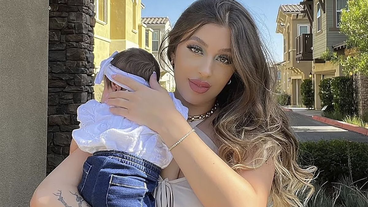 26-letnia Alexis Abdelaziz chce nauczyć niespełna pół roczną córkę korzystania z toalety