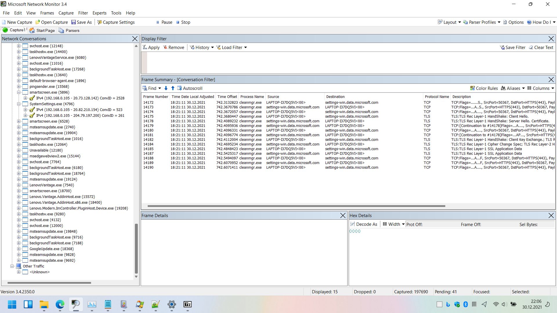 Łączność w tle rodem z Ósemki, niewiele nowego.