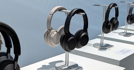 Unia zakazuje hitowych słuchawek. Sony pokazało nową wersję