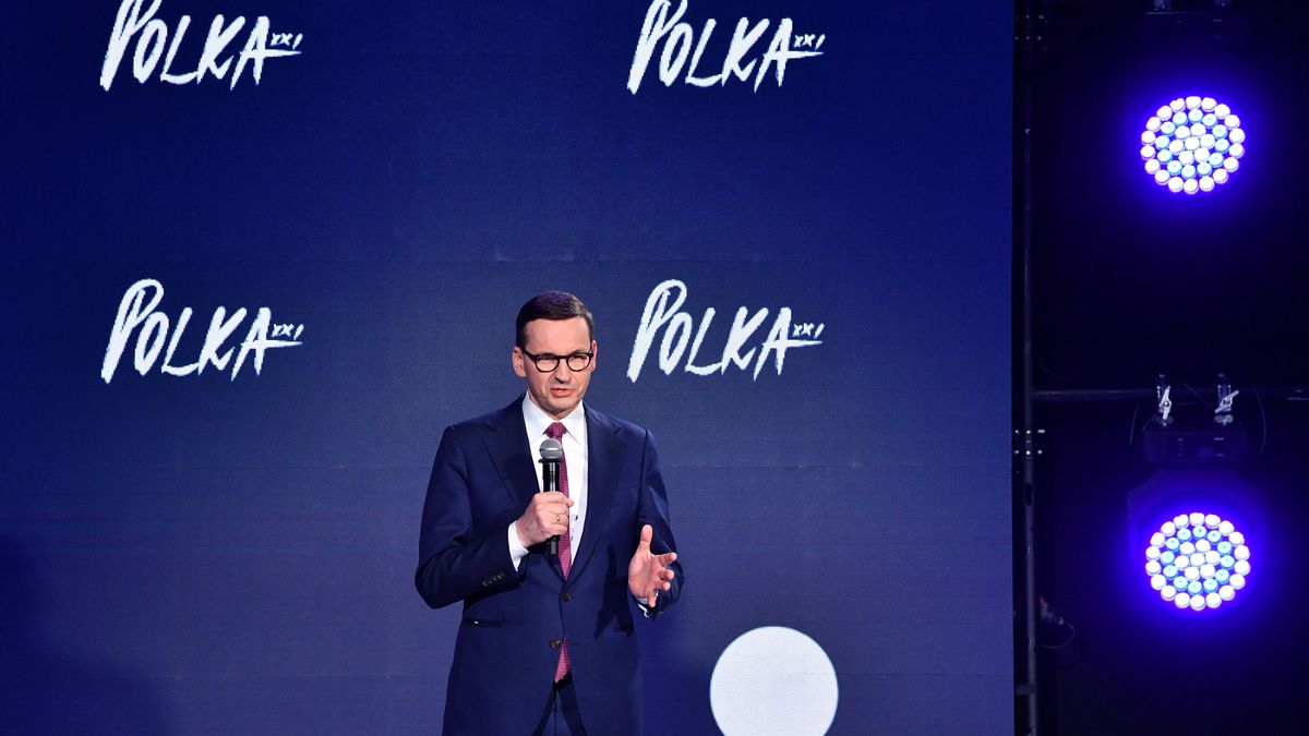 Na zdjęciu Mateusz Morawiecki w trakcie konferencji  "Polka XXI w. - Edycja 2022" 