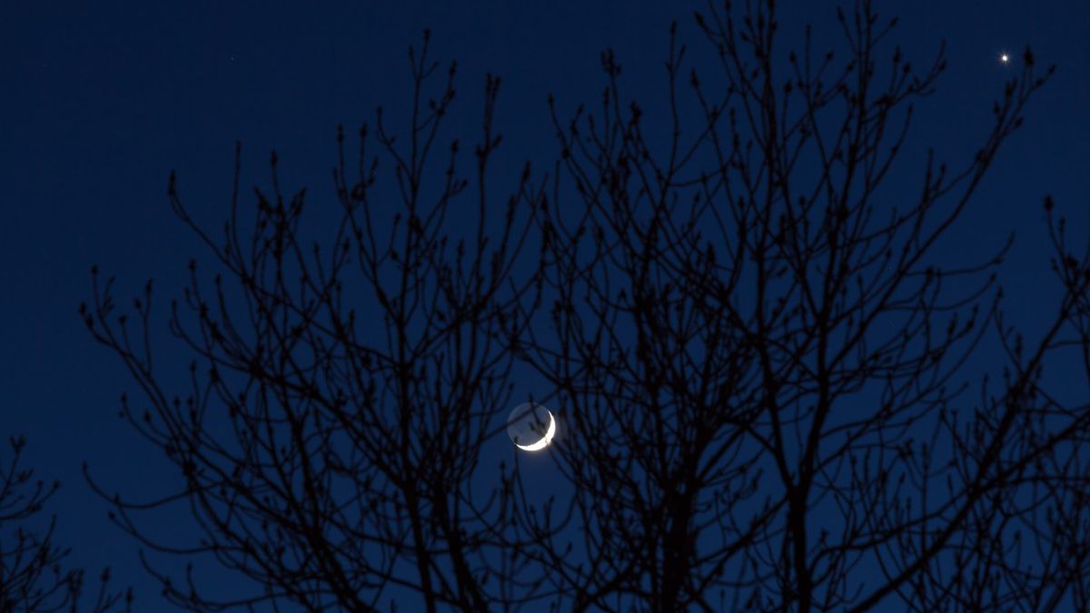 Marcowy Księżyc w szponach Skorpiona