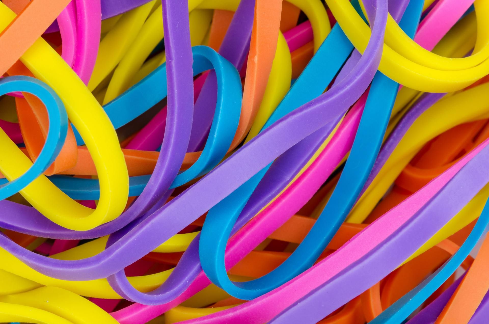 Gumki recepturki na nadgarstku pozwolą na odstresowanie się