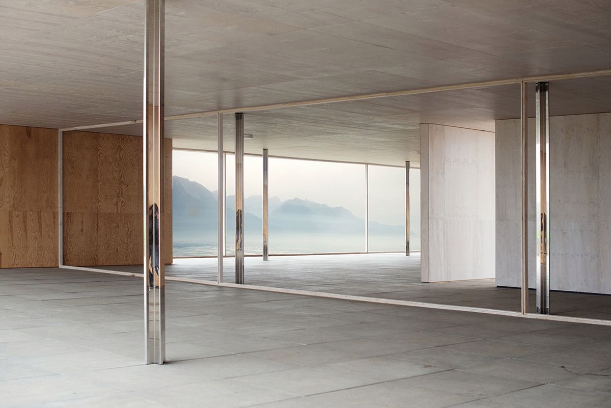 Zimne, surrealistyczne krajobrazy Ilki Kramer 7