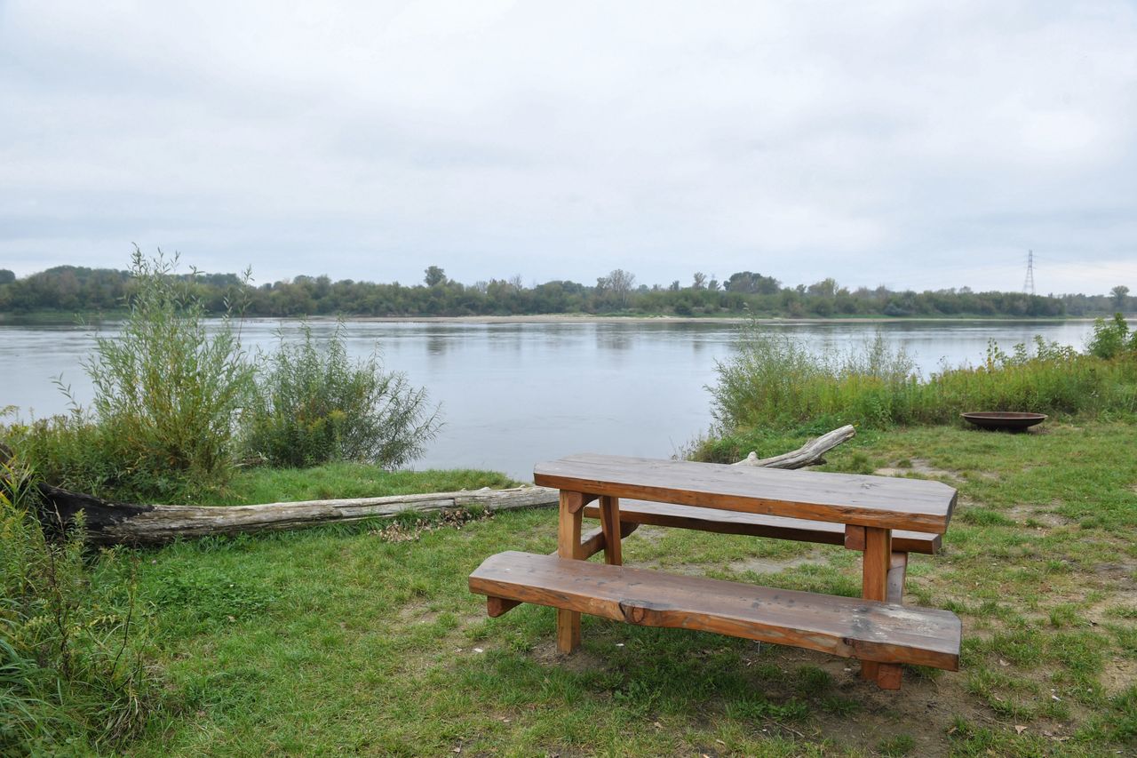 Warszawa. Plaża na Białołęce gotowa na jesień