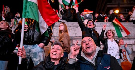Na Węgrzech gorąco. Przeliczono ponad 98 proc. głosów