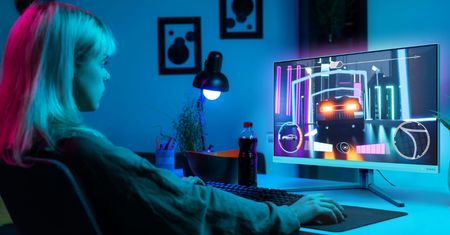Philips Evnia 27M2N5901A – uniwersalny monitor 4K UHD z odświeżaniem do 320 Hz