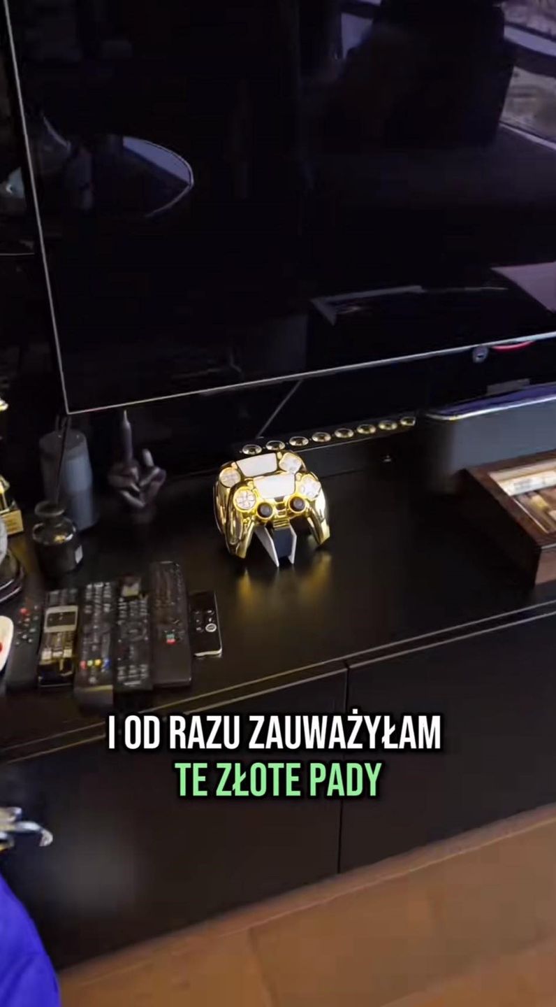 Wojtek Gola pokazał apartament na Złotej 44