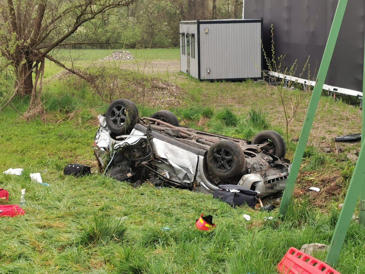 Na zdjęciach wszystko widać. Wypadek na zakopiance wyglądał fatalnie