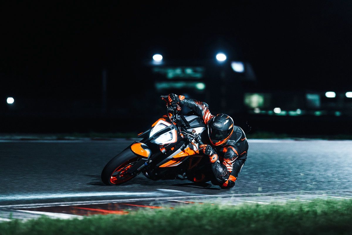 KTM 1290 Super Duke R Evo