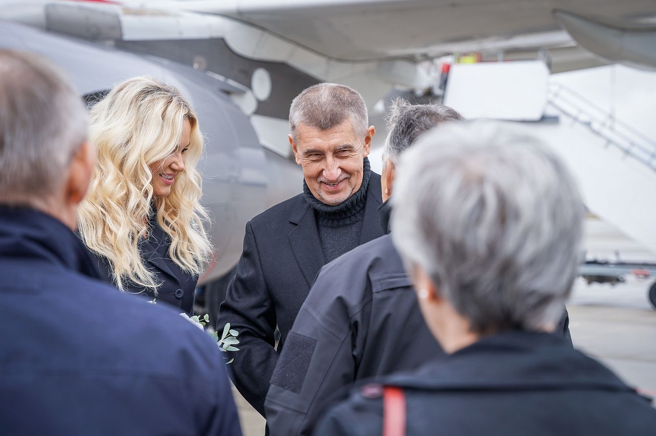 Spór o Turów. Premier Czech Andrej Babisz z małżonką goszczą z wizytą na Węgrzech 