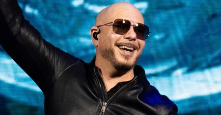 Tak wyglądał Pitbull ponad dwie dekady temu! Bez łysiny i okularów ciężko go poznać (FOTO)