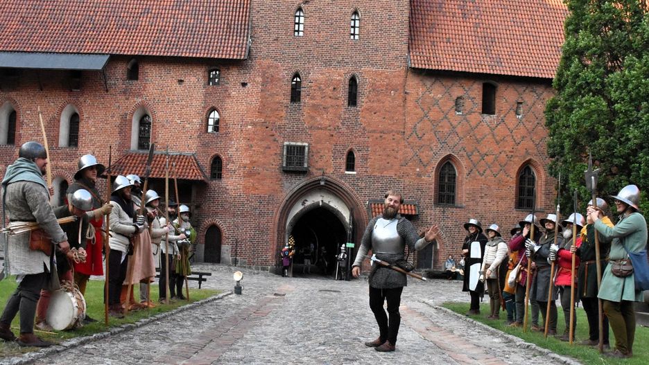 10 najpiękniejszych polskich zamków: gotowe pomysły na weekendowe wycieczki