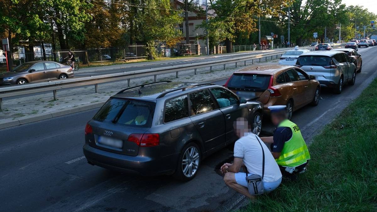 Zderzenie czterech aut na al. Kraśnickiej