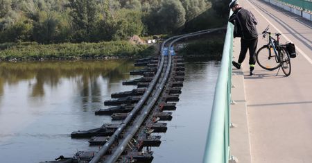 "Czajka". Brzegi Wisły są już połączone alternatywnym rurociągiem