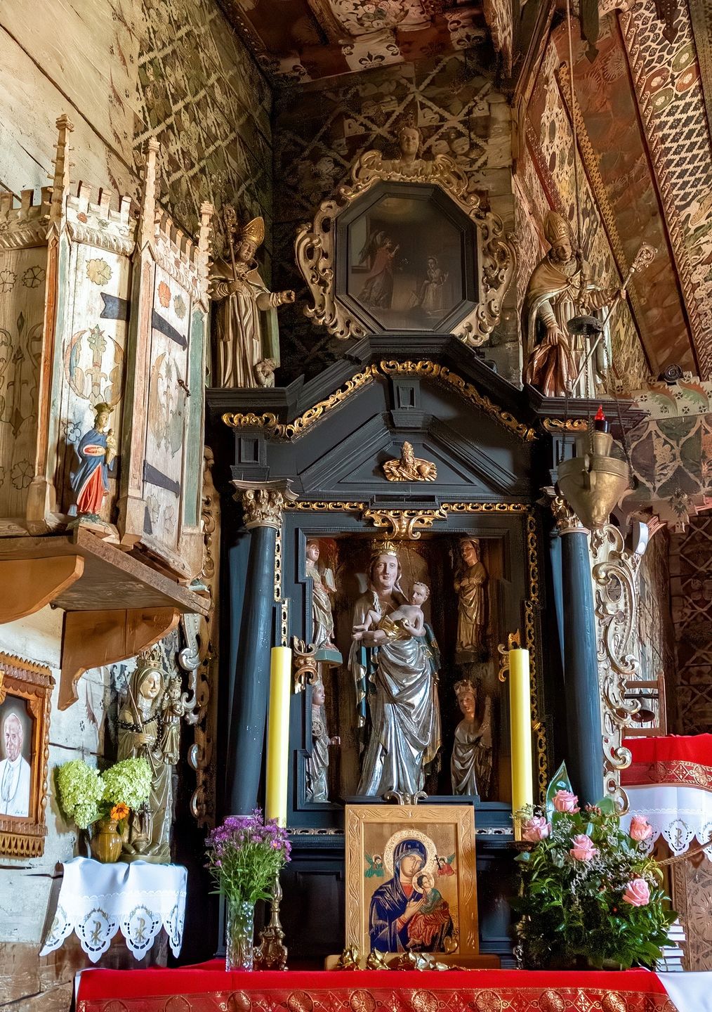 Kościół w Dębnie w woj. małopolskim.