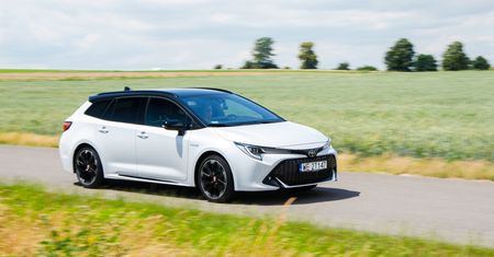 Test: Toyota Corolla Kombi GR Sport 2.0 Hybrid - trochę wszystkiego dla każdego