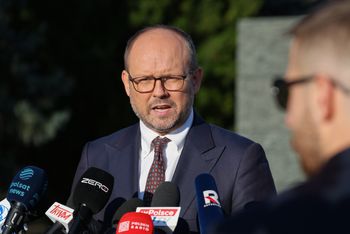 Minister Nawrockiego rozmawiał z wiceszefem MSZ. "Potrzebne spotkanie"