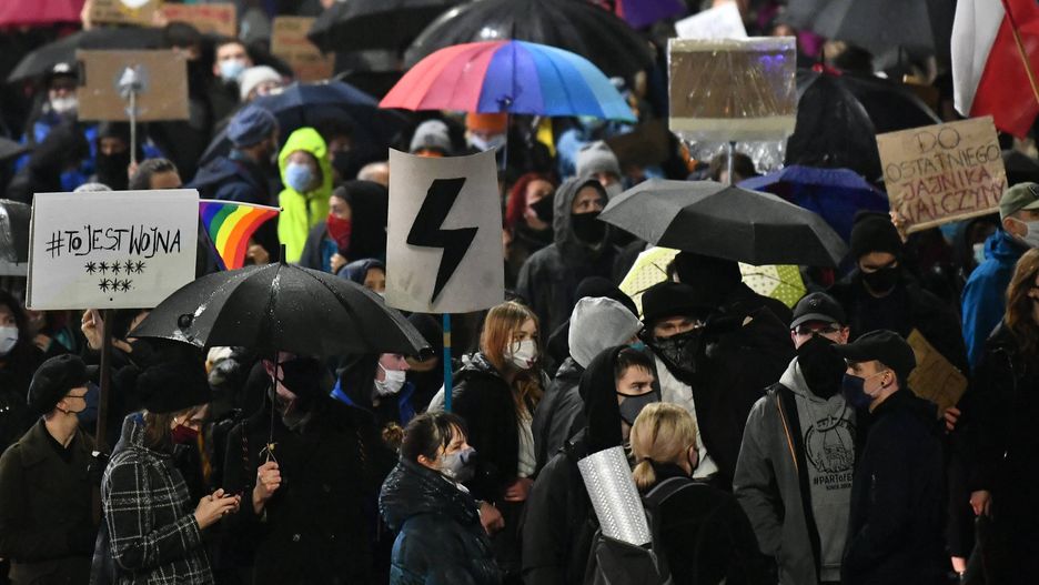 Strajk kobiet. 14-latka organizatorką protestu? Sprawą zajmie się sąd rodzinny