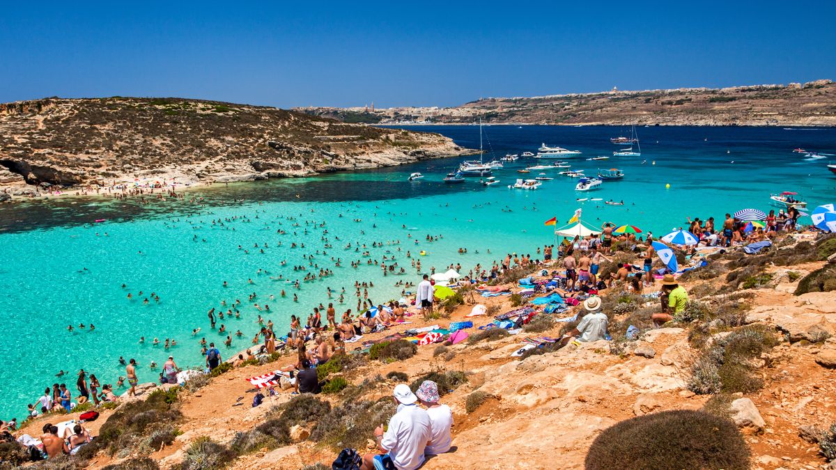 Takie tłumy na Comino są normą