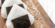 Onigiri – jak je zrobić i jeść?