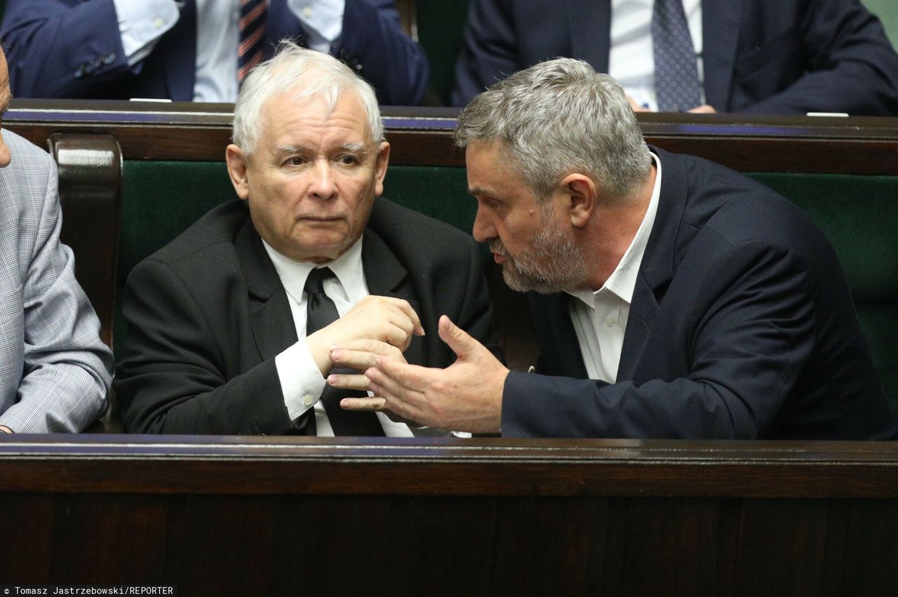 "Kaczyński jest izolowany". Nietypowy głos z PiS