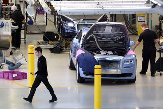 Zwrot w motoryzacji. Elektryki w odwrocie. Koszt? 75 miliardów dolarów