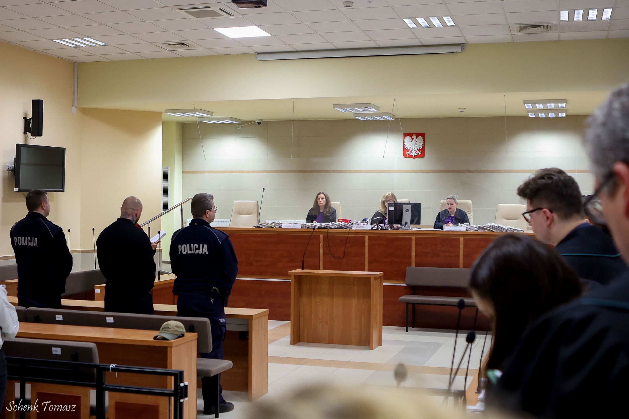 Członkowie gangu "Smoka" przed tarnowskim sądem.