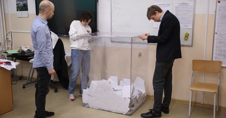 Wyborcy z wykształceniem podstawowym i wyższym. Jak głosowali?
