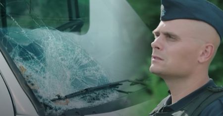 Policjanci zatrzymali się przy kamperze. Ten widok mówił wszystko