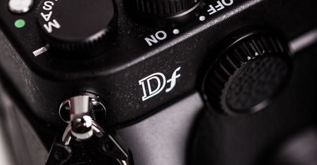 Nikon Df - niesamowicie piękny i piekielnie niewygodny [test]