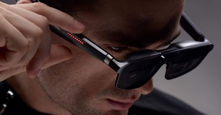 Okulary dla graczy. ROG XREAL R1 to 171 cali w etui