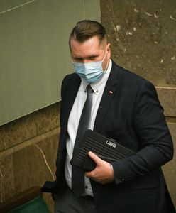 Powrót dzieci do szkół już w maju? Czarnek zapowiada