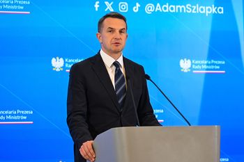 Szłapka uderza w Ziobrę. "Przyznał się do przyjęcia 450 tys. zł"
