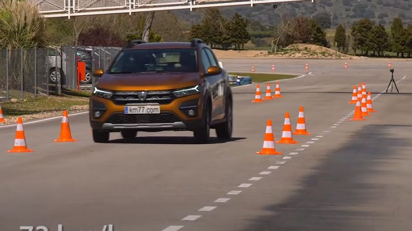 Nowe Sandero prowadzi się całkiem nieźle.