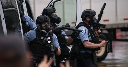 USA. Obława w Kalifornii po postrzeleniu policjanta