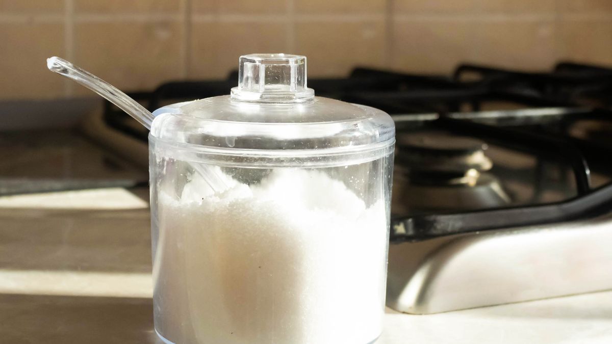 Sprawdzony trik na zbrylony cukier