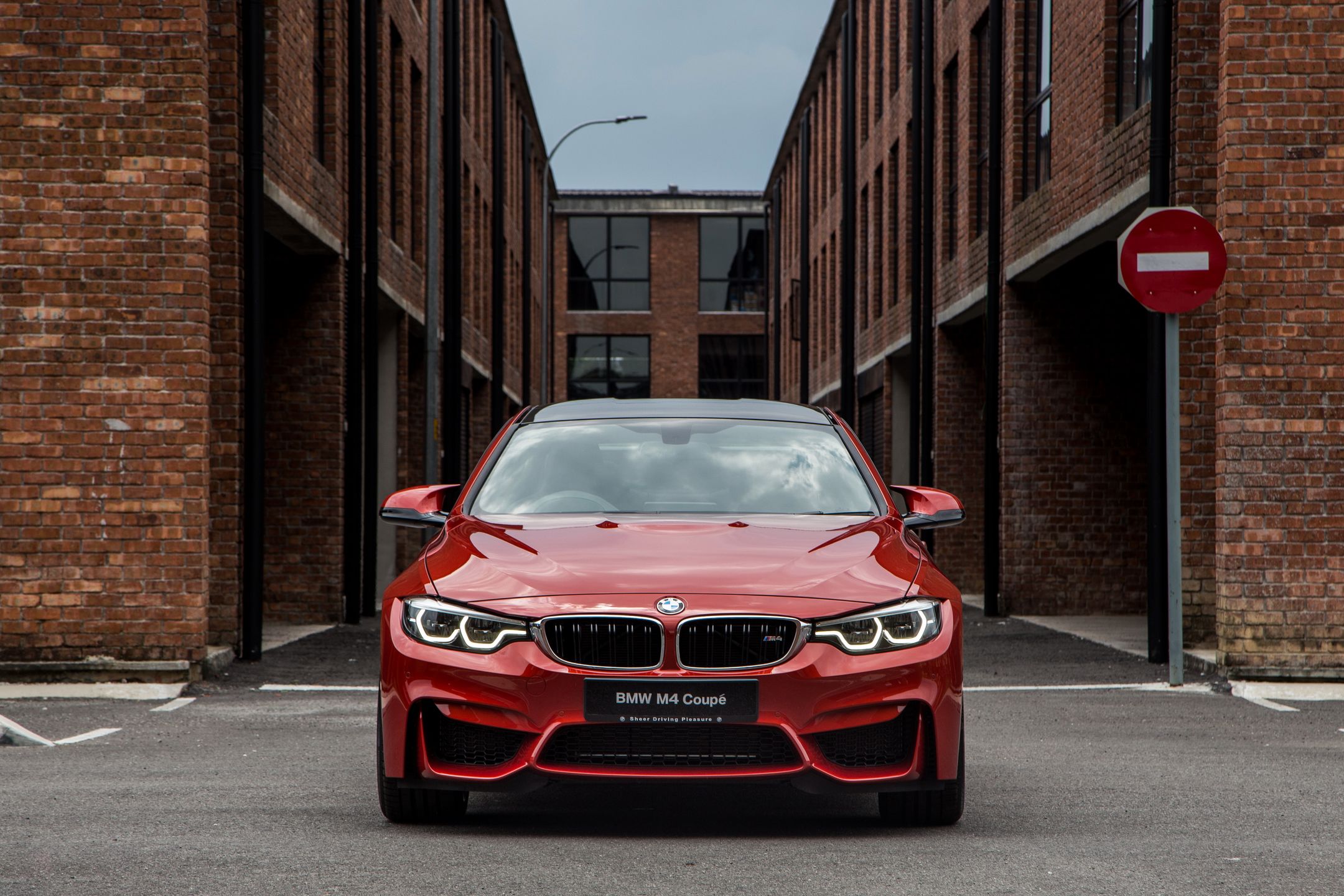 BMW M4 2