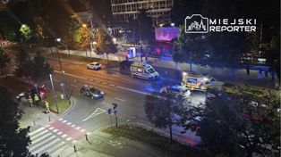Warszawa: Zderzenie osobówki z autobusem miejskim w Śródmieściu