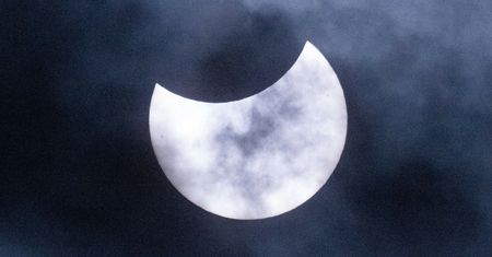 Zaćmienie Słońca nad Polską. Obserwatorzy dzielą się zdjęciami