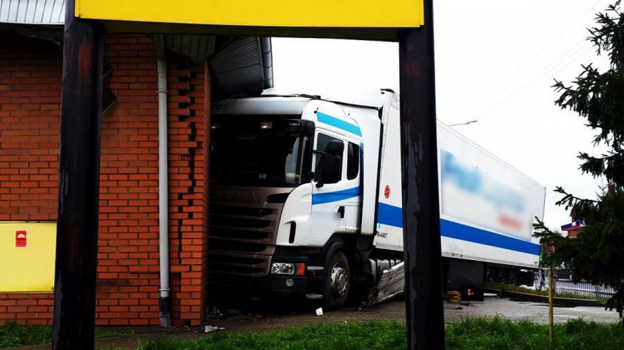 Gdyby prędkość była nieco wyższa, mogłoby dojść do tragedii.