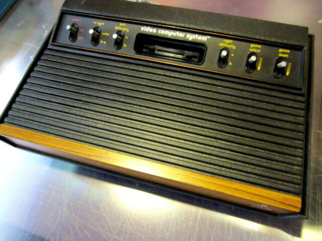 Atari 2006 Dark Vader z 1982 roku. Protoplasta „naszego” Rambo