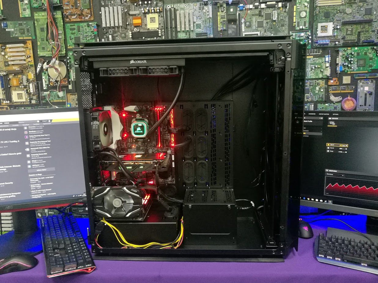 Dwa komputery w jednej obudowie? Da się! Poznajcie Corsair Obsidian 1000D.
