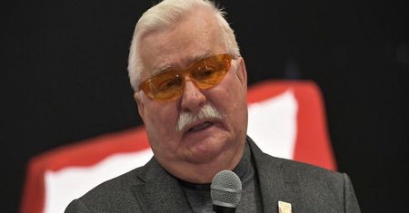 Ekspert MEN chce zmiany w podręczniku. Chodzi o zdanie nt. Lecha Wałęsy